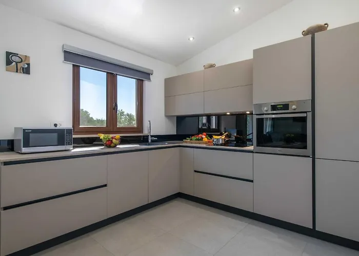 Silentio Βίλα Marčana