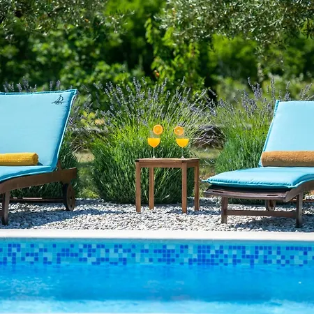 别墅 Silentio Marčana